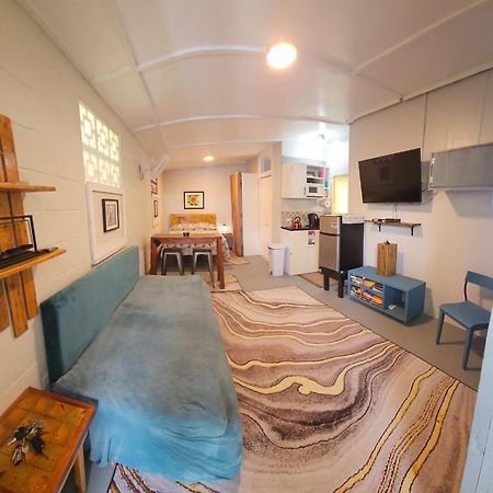 基督教堂市Gloria'S Mini Hideaway公寓 外观 照片